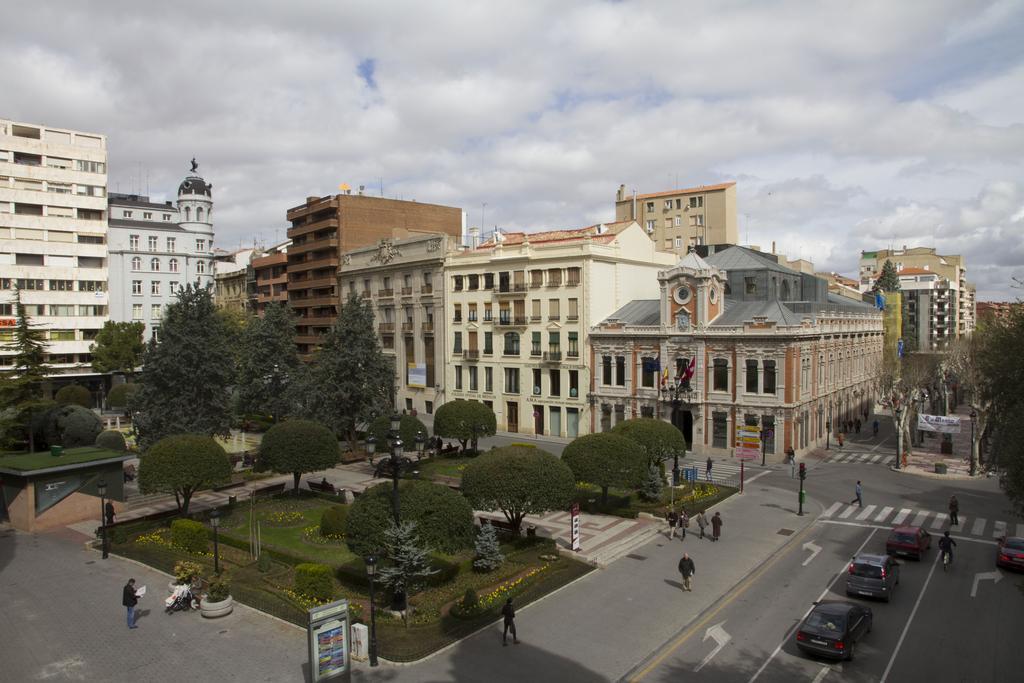 Gran Hotel Albacete Exterior photo